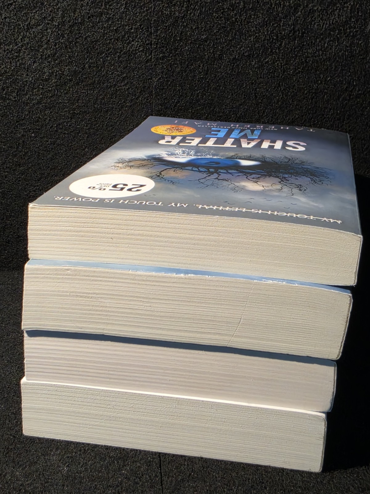 4 Shatter Me Books Out Of The Series Shatter Me – TAHEREH MAFI – Nice Copies