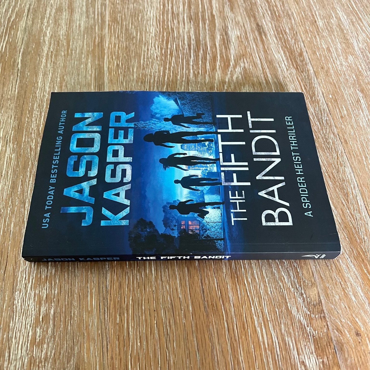 The Fifth Bandit Jason Kasper 2021 Paperback Spider Heist Thriller Severn River