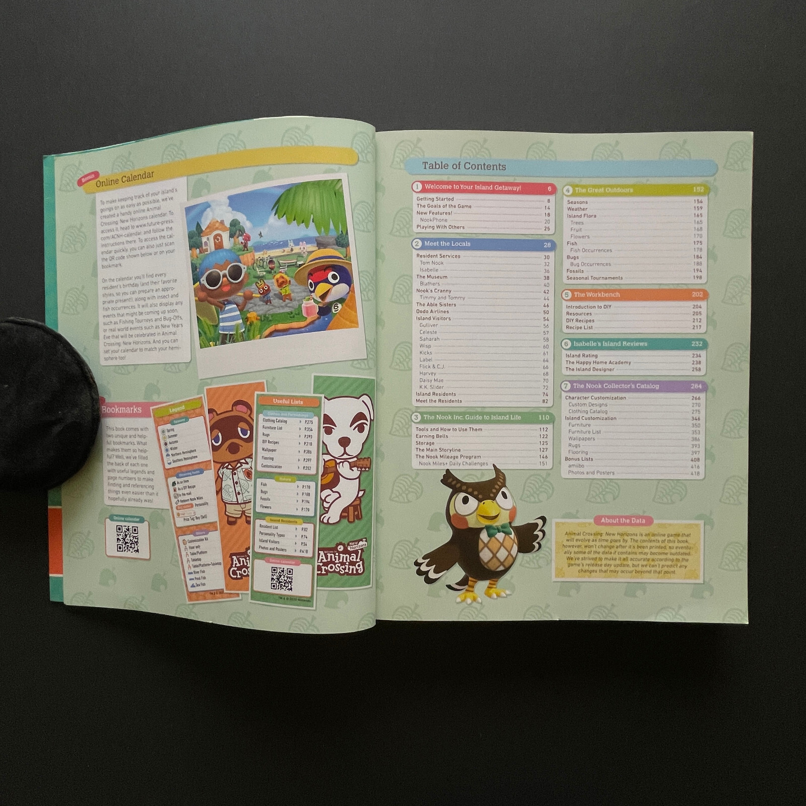 Animal Crossing: New Horizons Official Companion Guide Book • Plus 2 Bookmarks