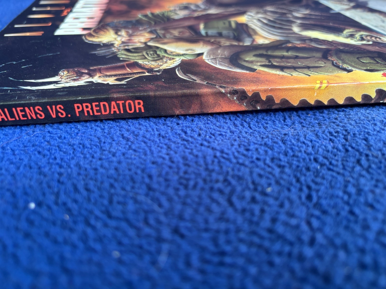DARK HORSE comic book ALIENS VS. PREDATOR second printing NEAR MINT