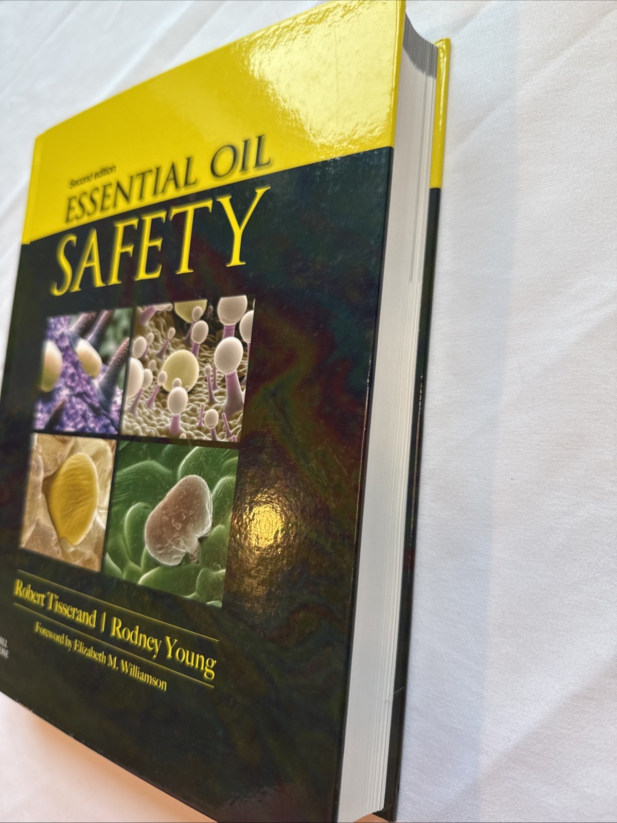 Essential Oil Safety: Second Edition by Robert Tisserand & Rodney Young – Book