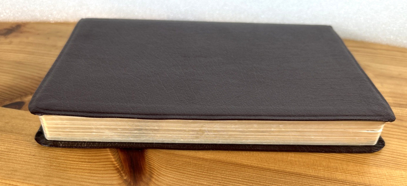 KJV Ultraslim Bible Burgundy Bonded Leather Belgium Print 2015BGM Clean VG+