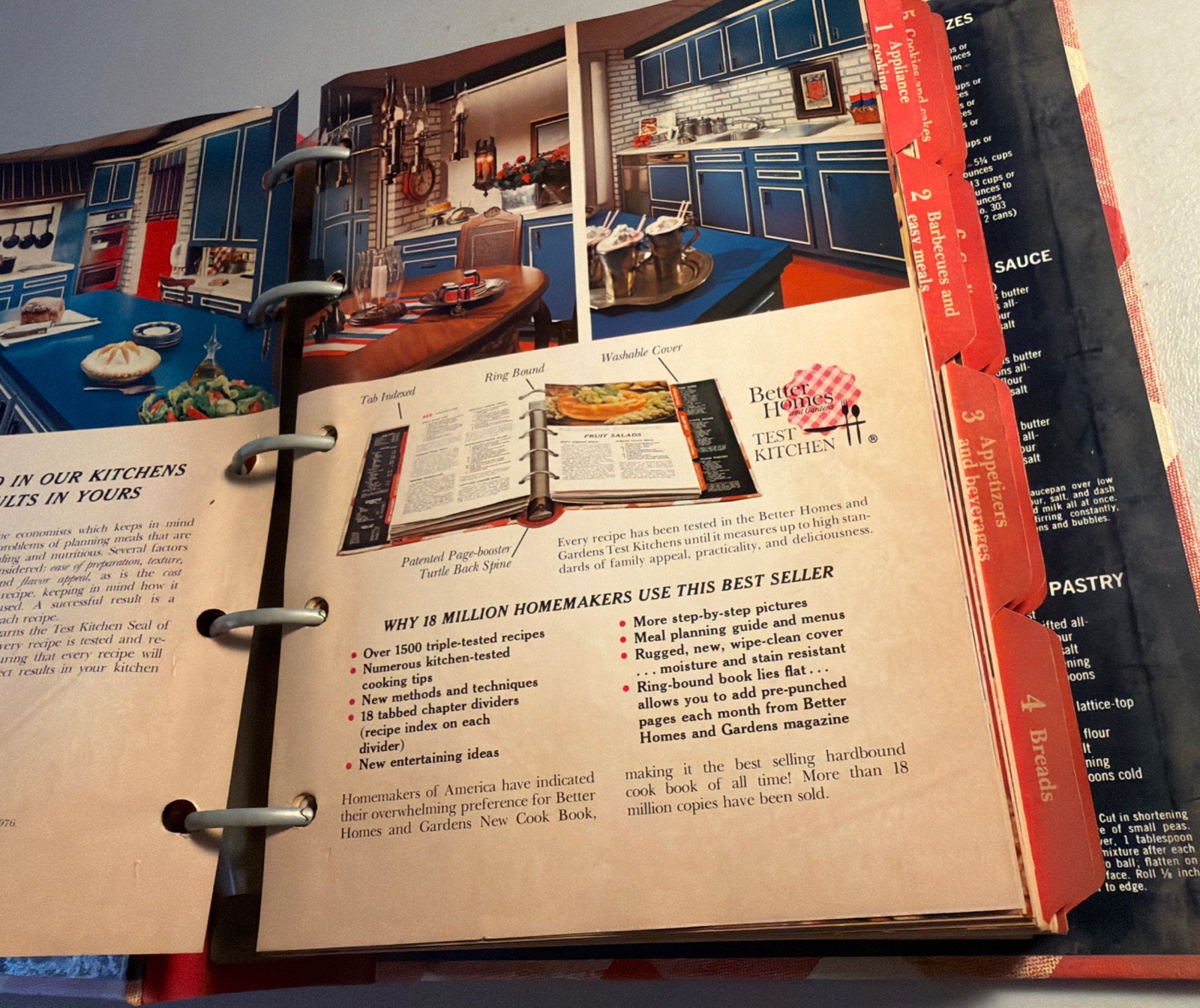 Vintage 1976 Better Homes and Gardens New Cook Book 5 Ring Binder Hardcover