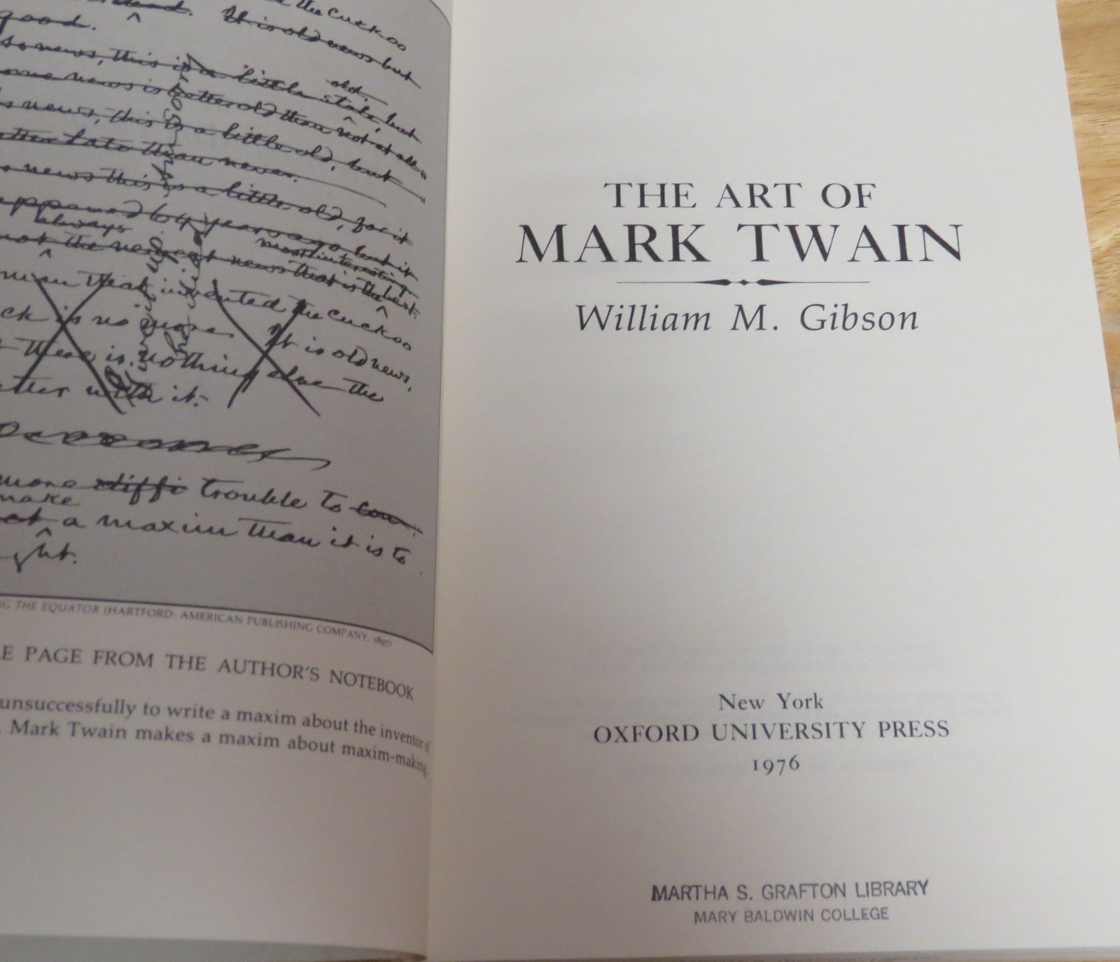 HC Book The Art of Mark Twain by William M. Gibson 230 Pages 1976