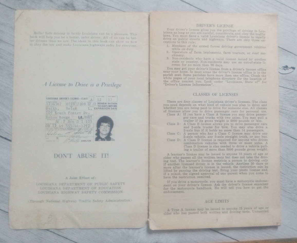 vintage booklet, Safe Driving in Louisiana , 1972, 31 pages , La Drivers Guide