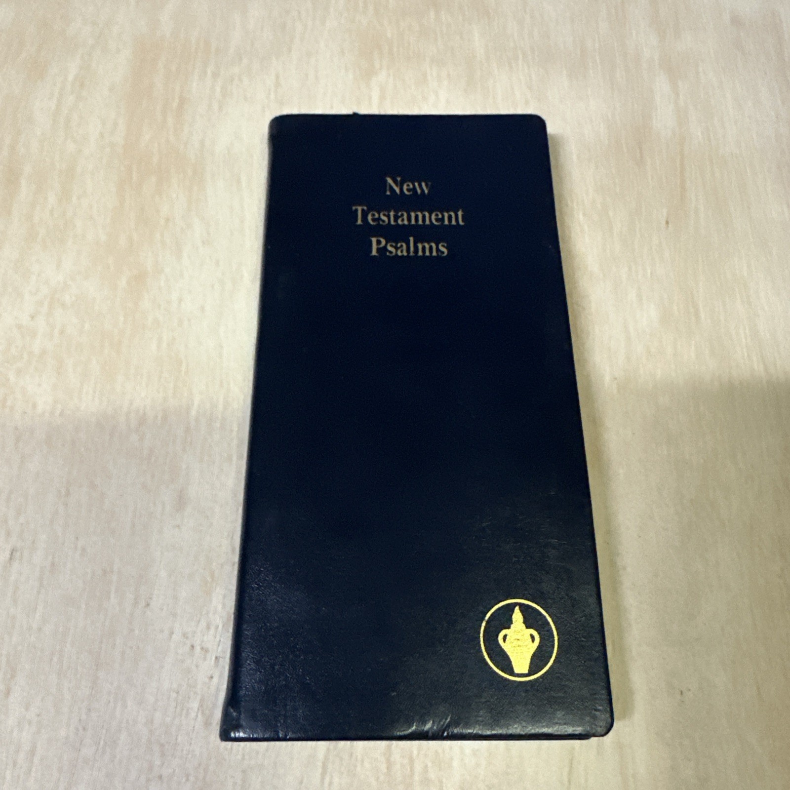 NEW TESTAMENT, PSALMS & PROVERBS Pocket Bible-ESV Version-Gideon Black