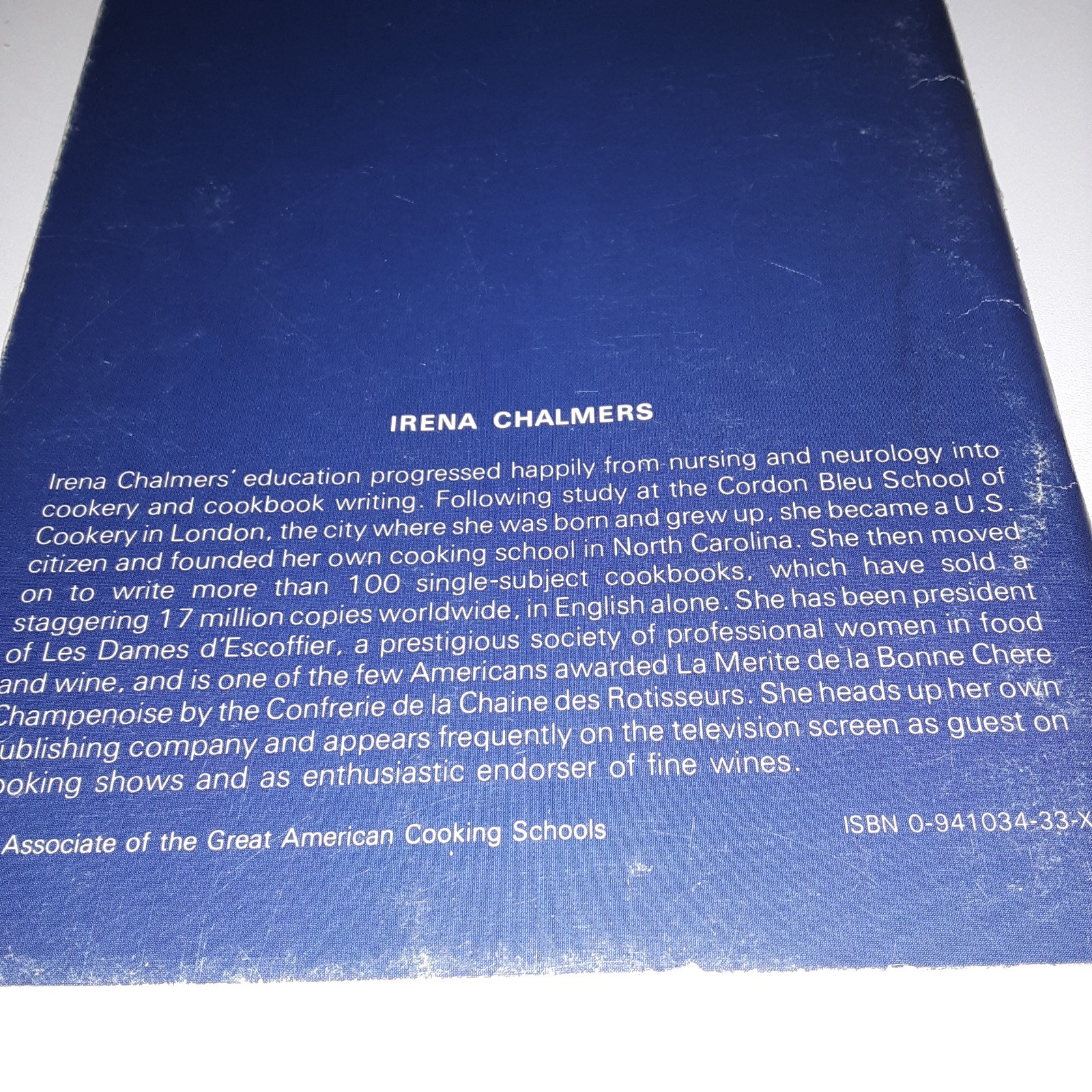 Vintage Napkin Folds Irena Chalmers 1982 paperback book