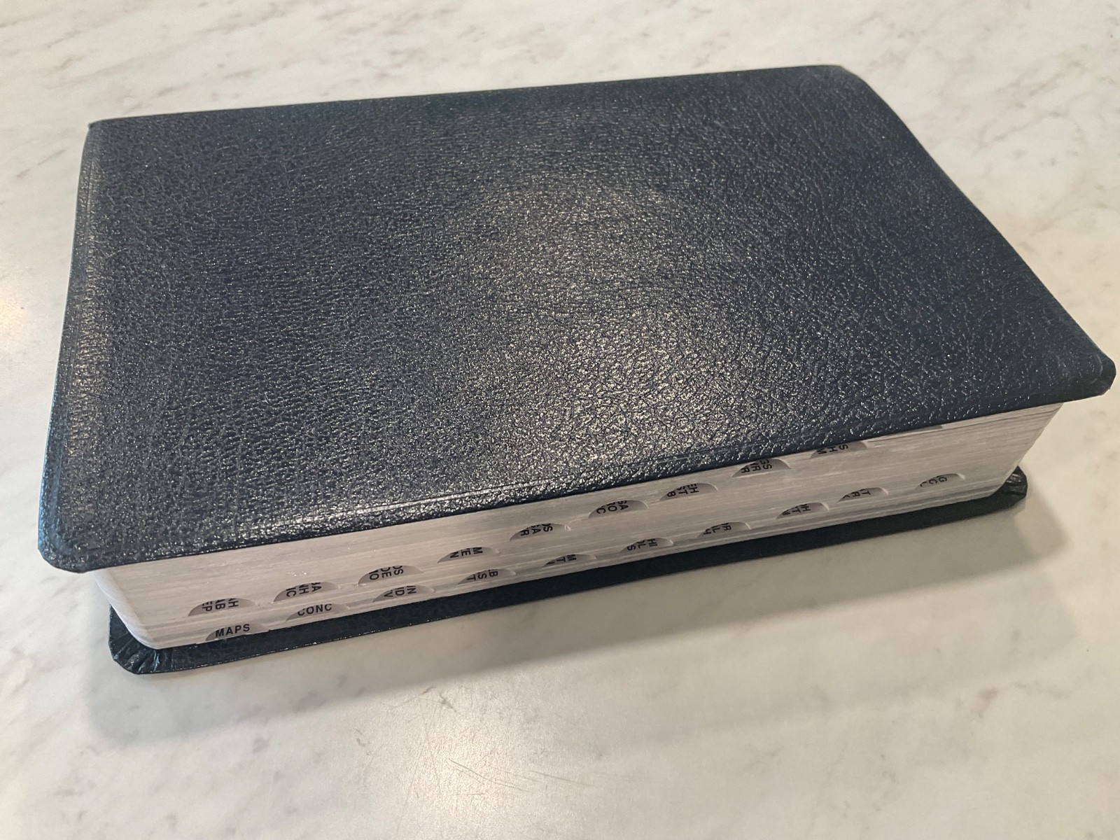 NIV Bible 1984 Large Print Reference Navy Bonded Leather Red Letter Text