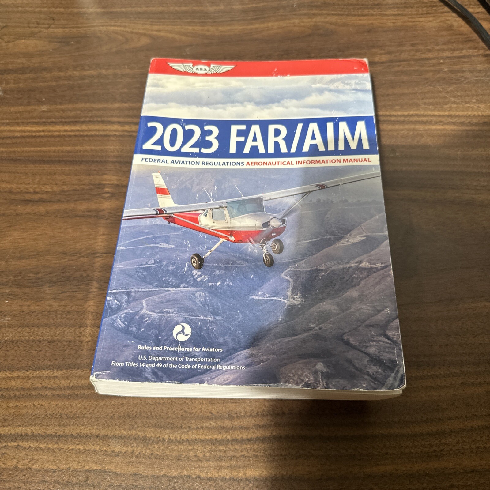 FAR/AIM 2023: Federal – Paperback, by Federal Aviation Administration – Good