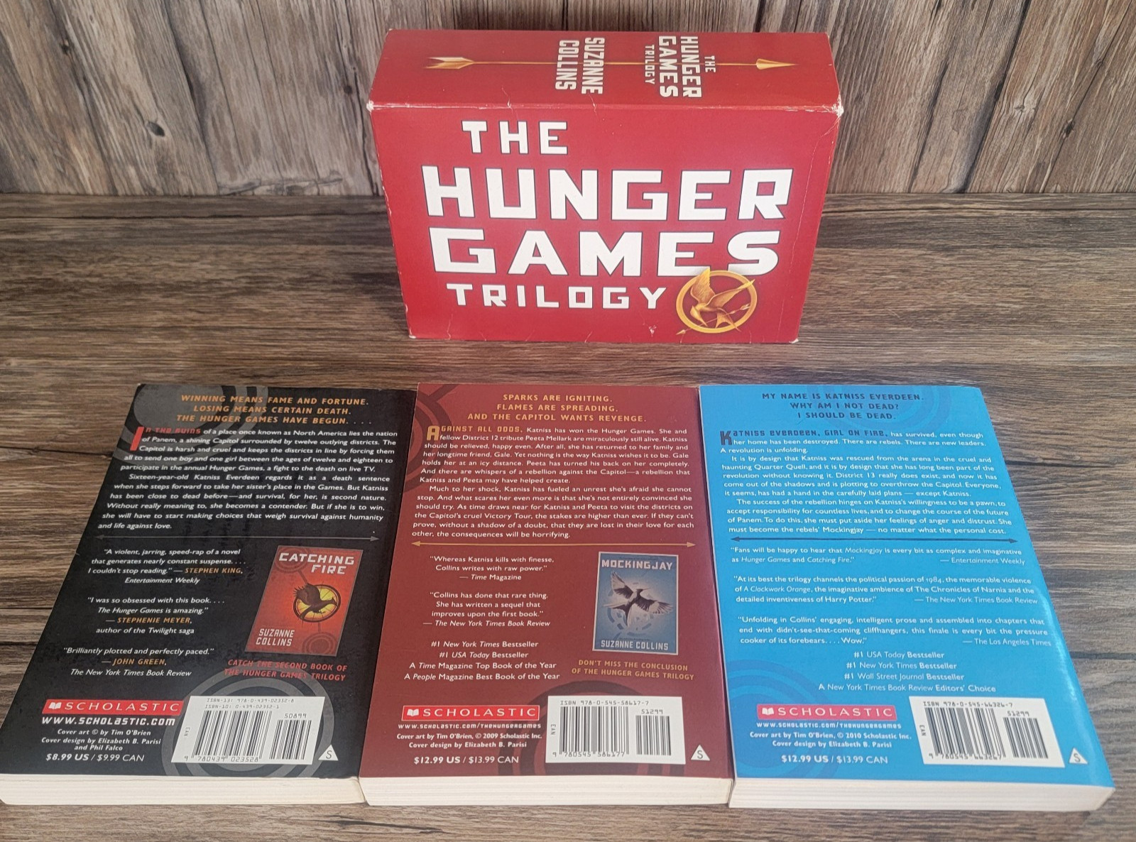 The Hunger Games Trilogy Box Set Suzanne Collins Paperback Books 3-Book Lot YA
