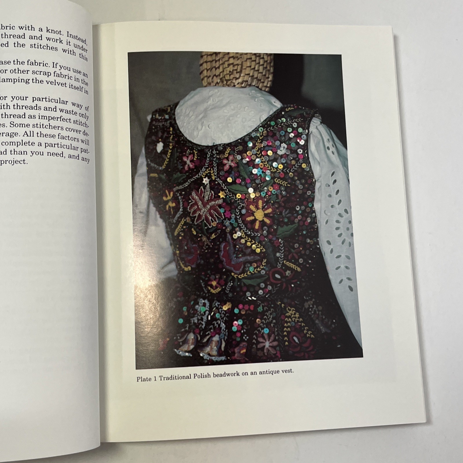 Old World Stitchery for Today by Grazyna J. Kozaczka 1987 Polish Embroidery Ppbk