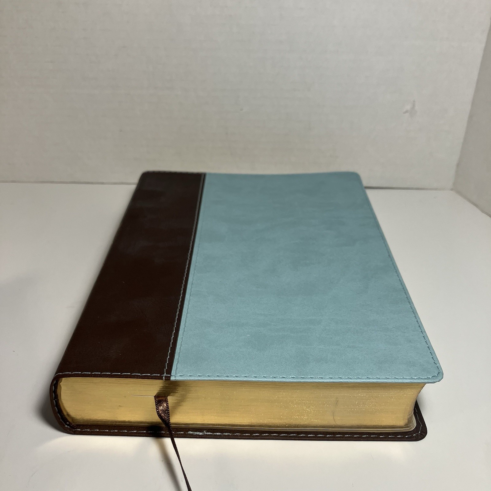 Life Essentials Study Bible, Brown/Blue Simulated Leather Indexed : Biblical…