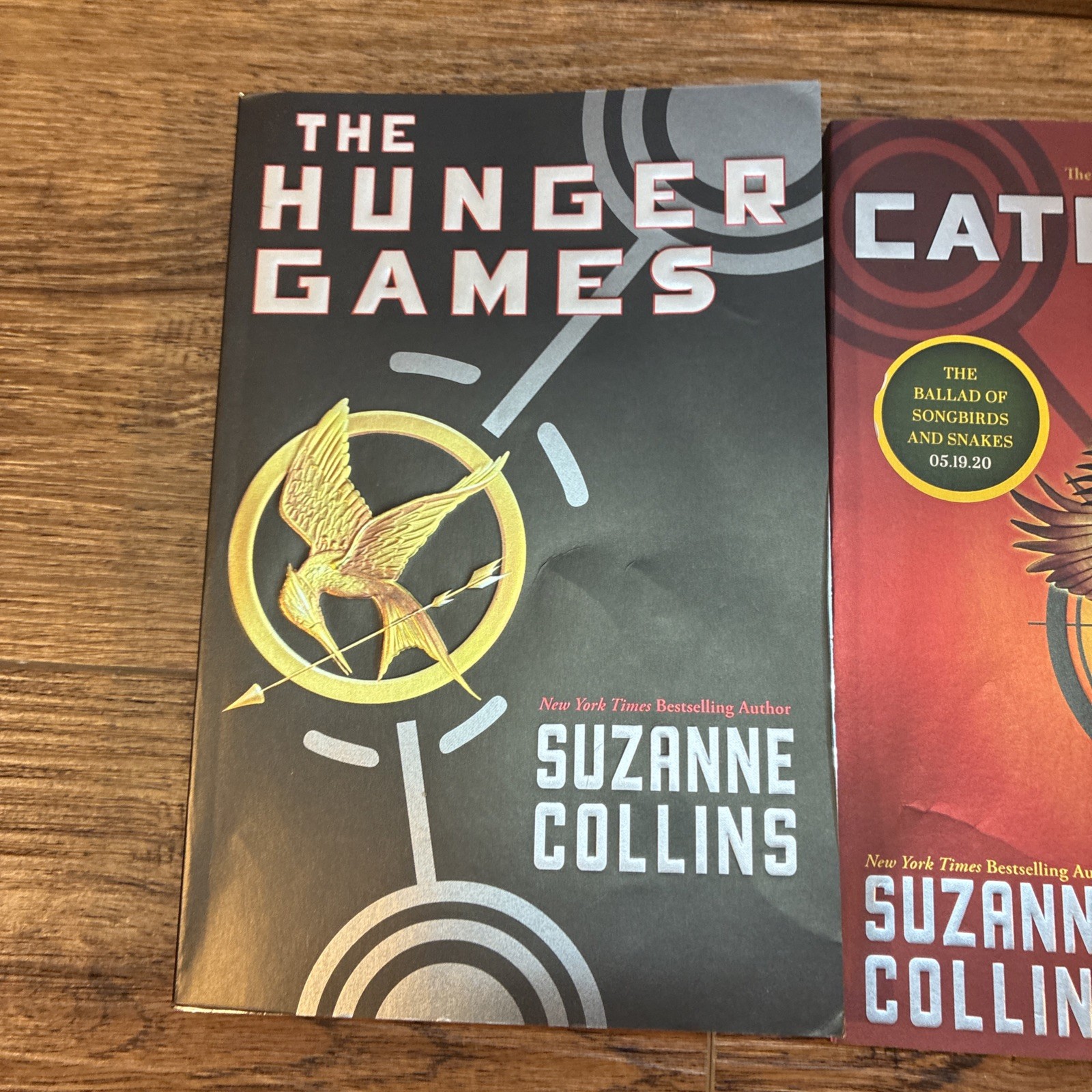 The Hunger Games Trilogy: The Hunger Games / Catching Fire / Mockingjay, Collins