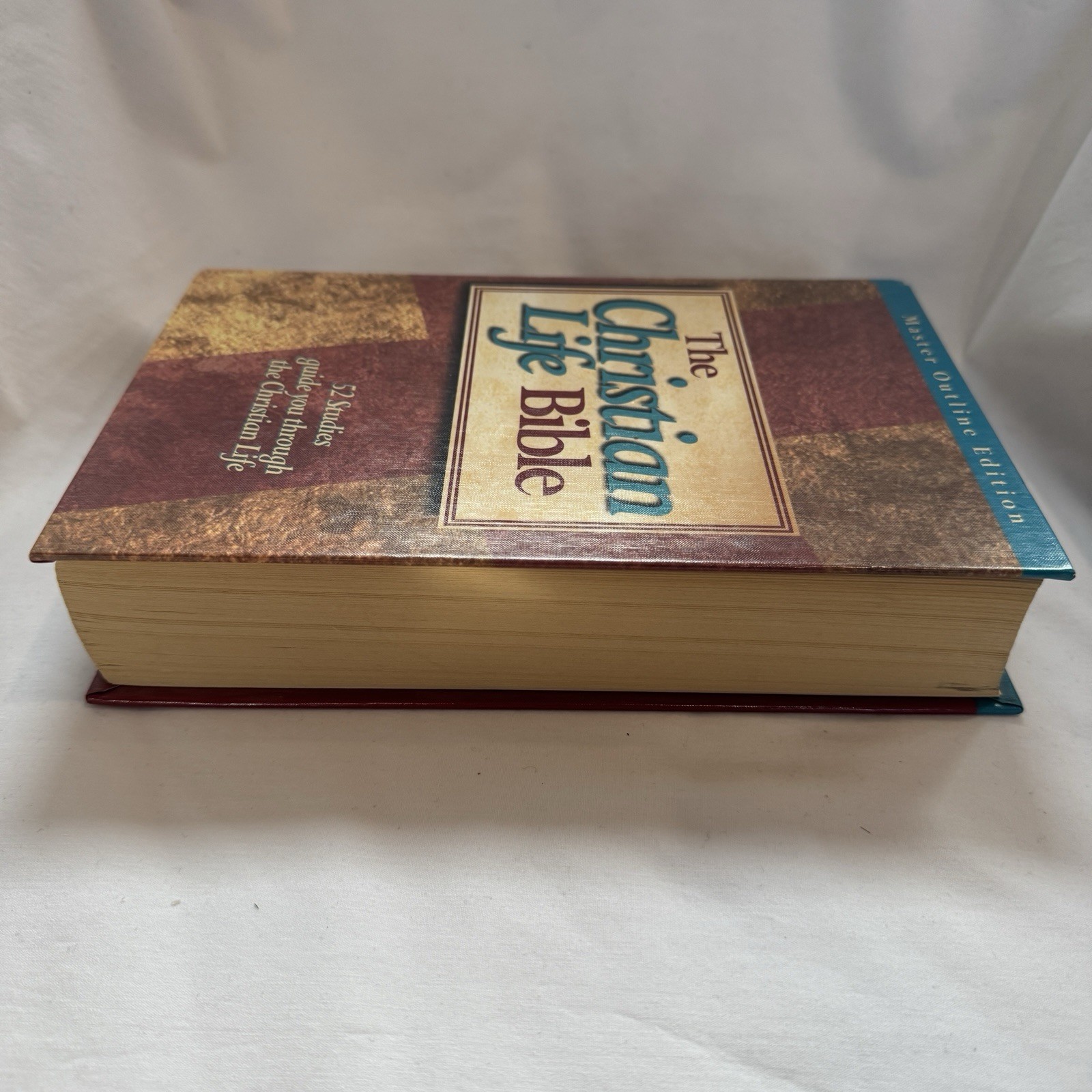 The Christian Life Bible: Master Outline Edition Nelson 632N Hardback NKJV