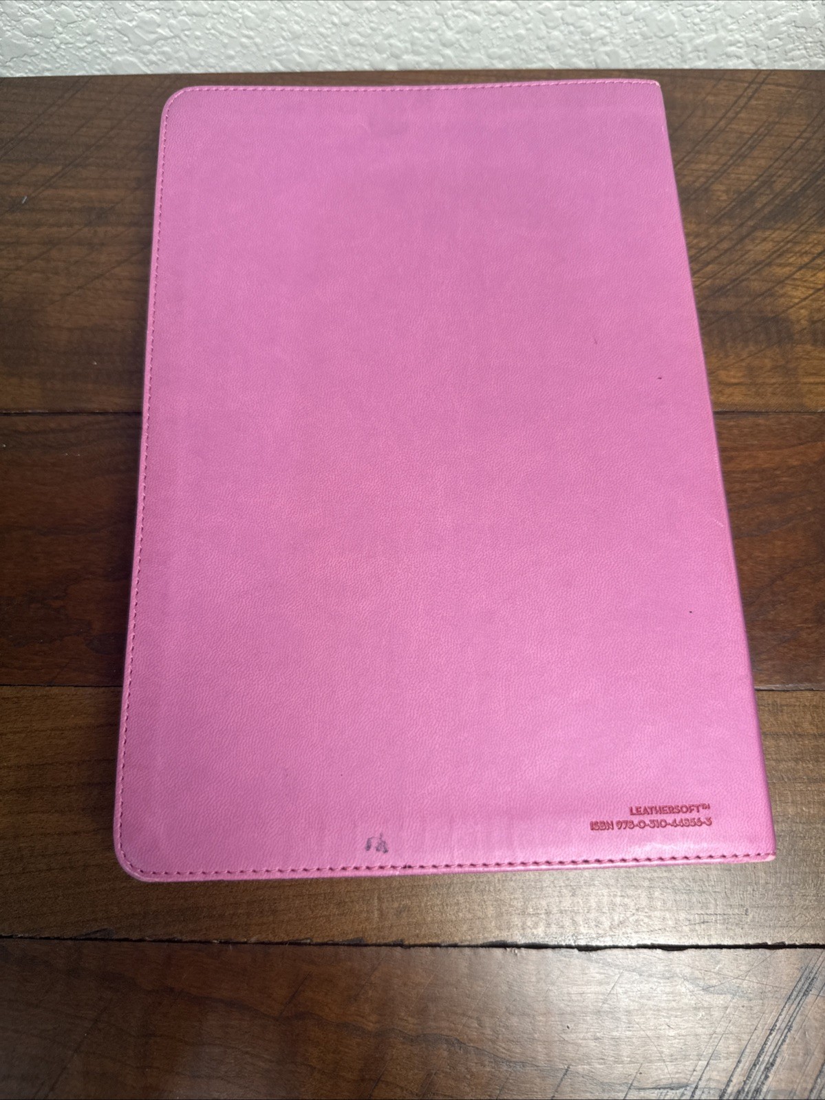 The Holy Bible Thinline NIV New International Version Large Print pink leather