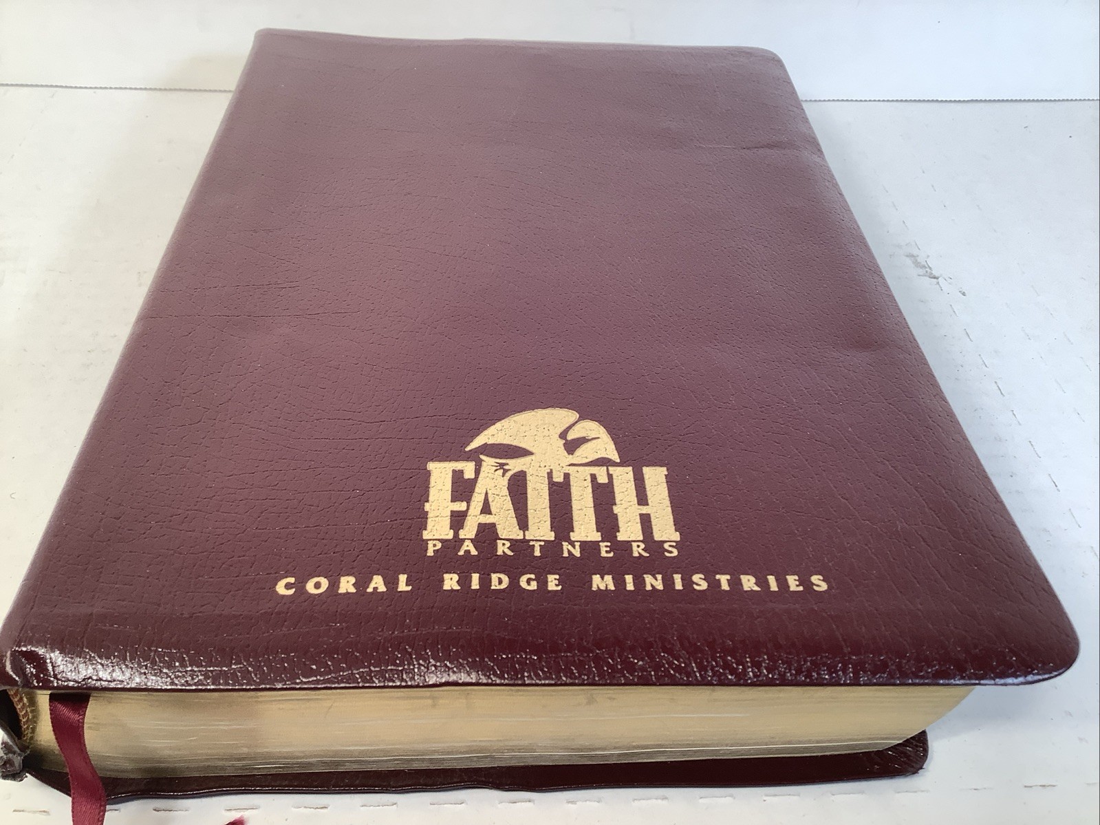 The New Open Bible NKJV Large Print Nelson New King James Bonded Leather