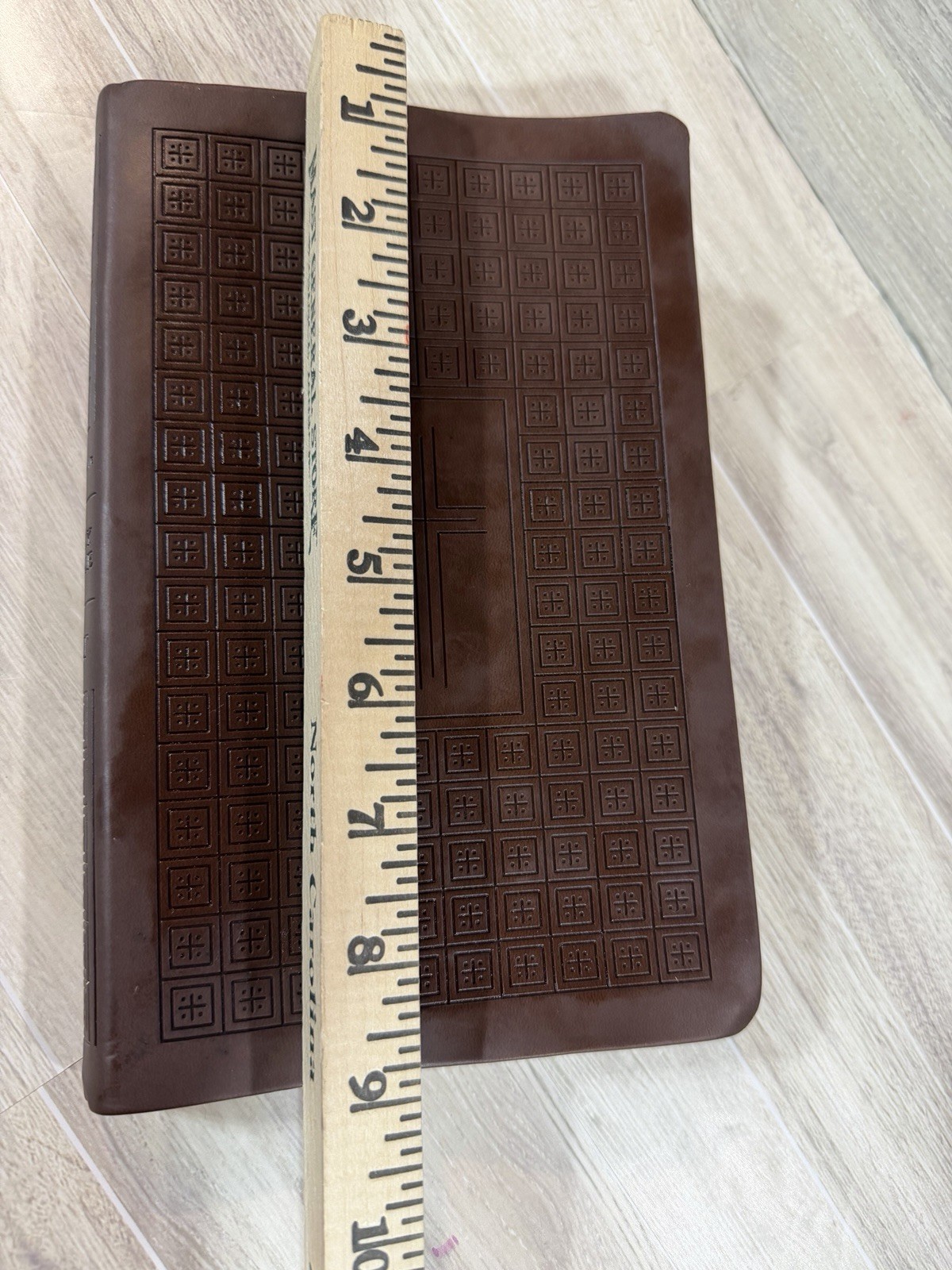 New- NLT Premium Value Thinline Bible, Filament Enabled, Brown Color ~~ No Box