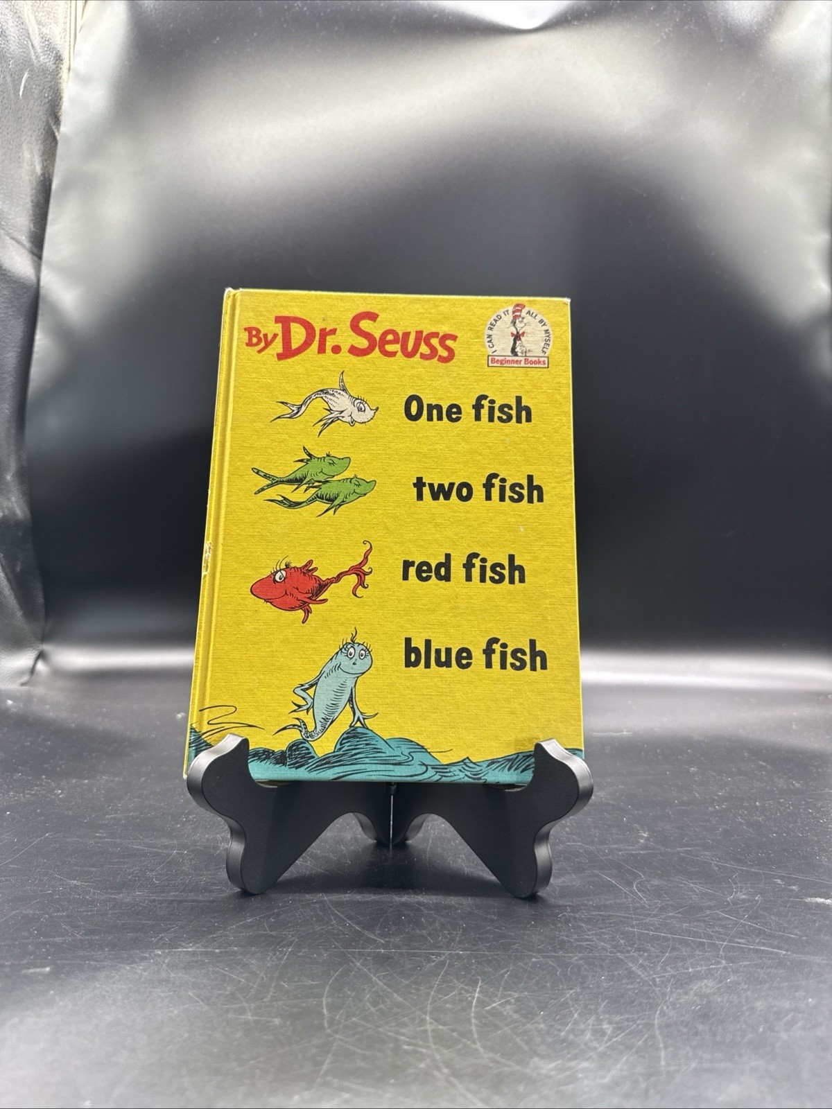 One Fish Two Fish Red Fish Blue – Fish Dr. Suess (1960/1988)