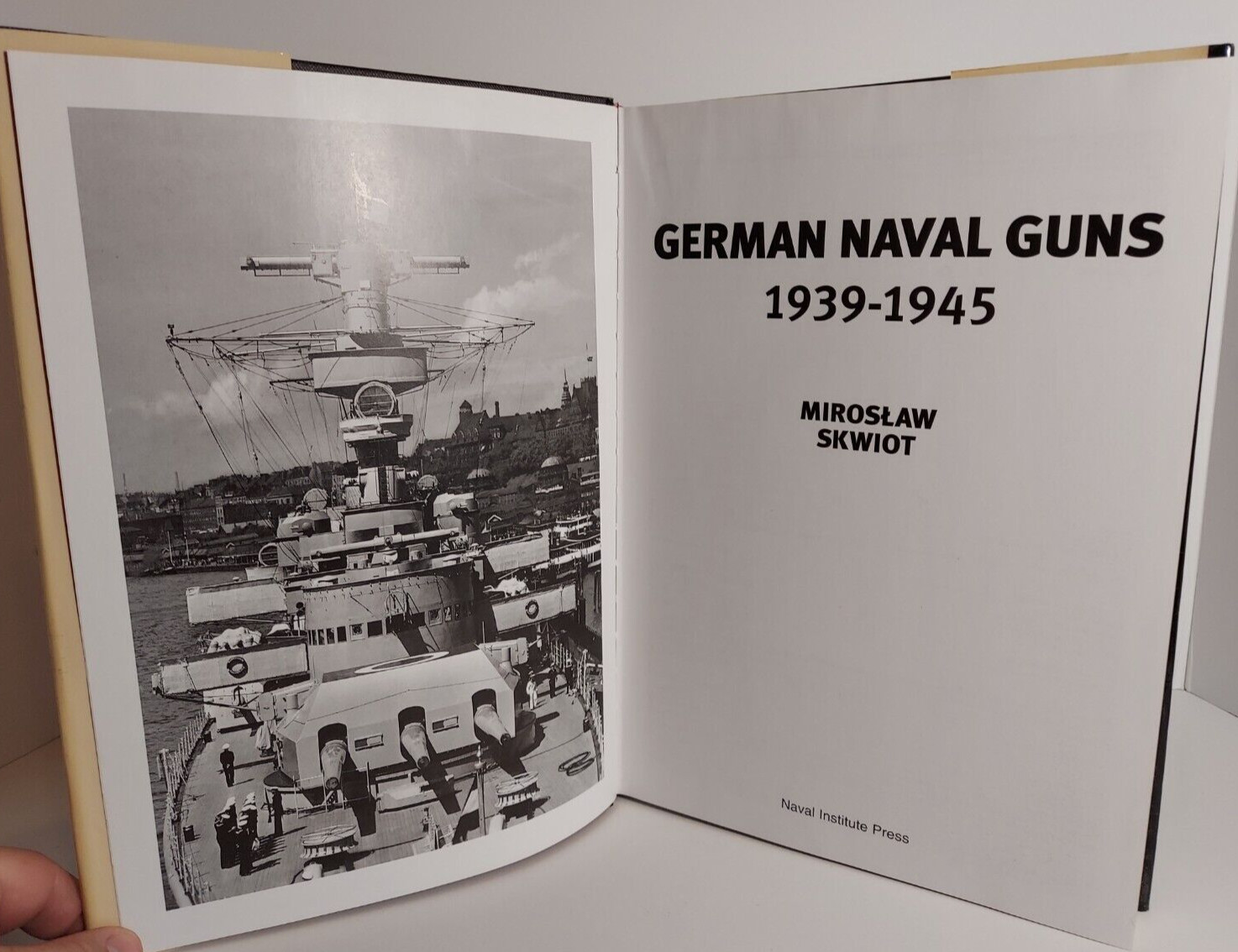 German Naval Guns 1939-1945 by Mirostaw Skwiot, 2011 Naval Institute Press