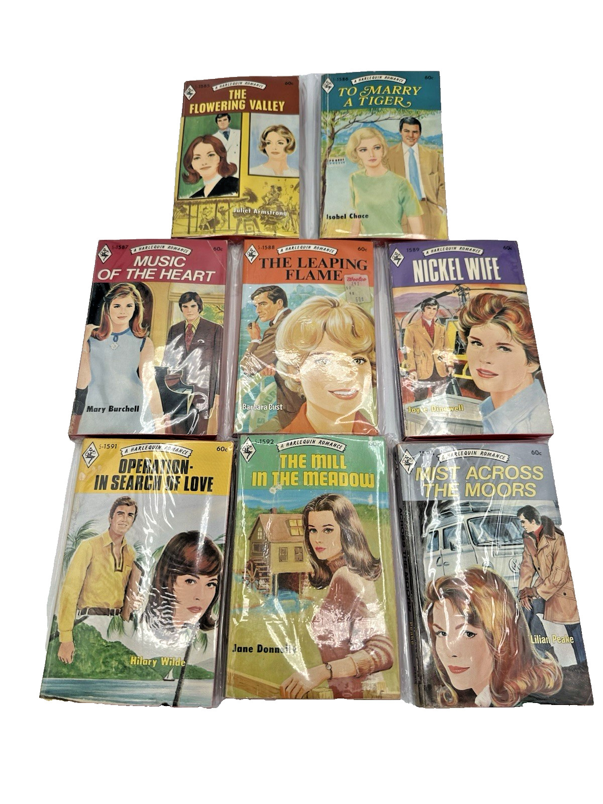8 x Lot 1970s Harlequin Romance Novels 1585 1586 1587 1588 1589 1591 1592 1594