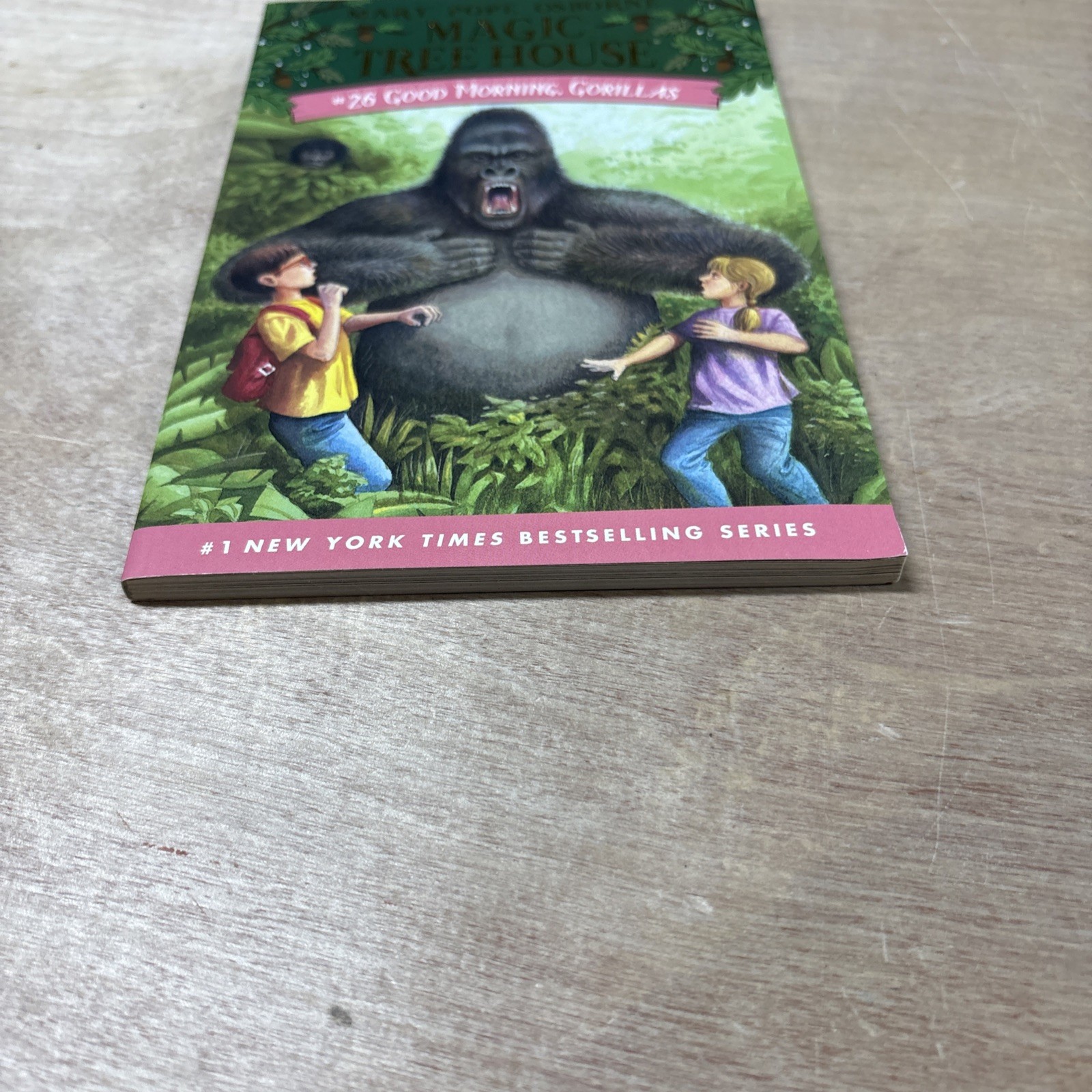 Good Morning, Gorillas by Mary Pope Osborne (2002, Mass Market)