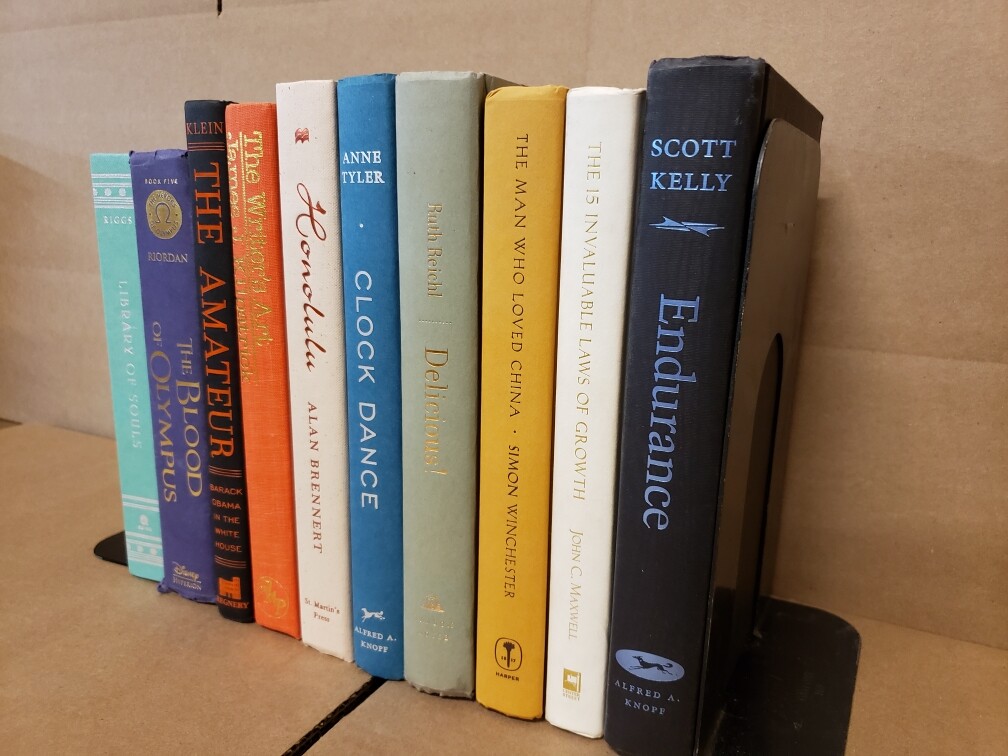 Lot of 10 Hardcover Modern-Chic-Shelf Decor Books Staging Prop Decor RANDOM MIX