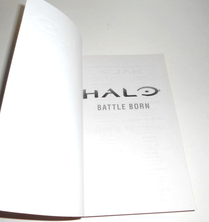Halo: Battle Born Cassandra Rose Clark (Paperback) LN*