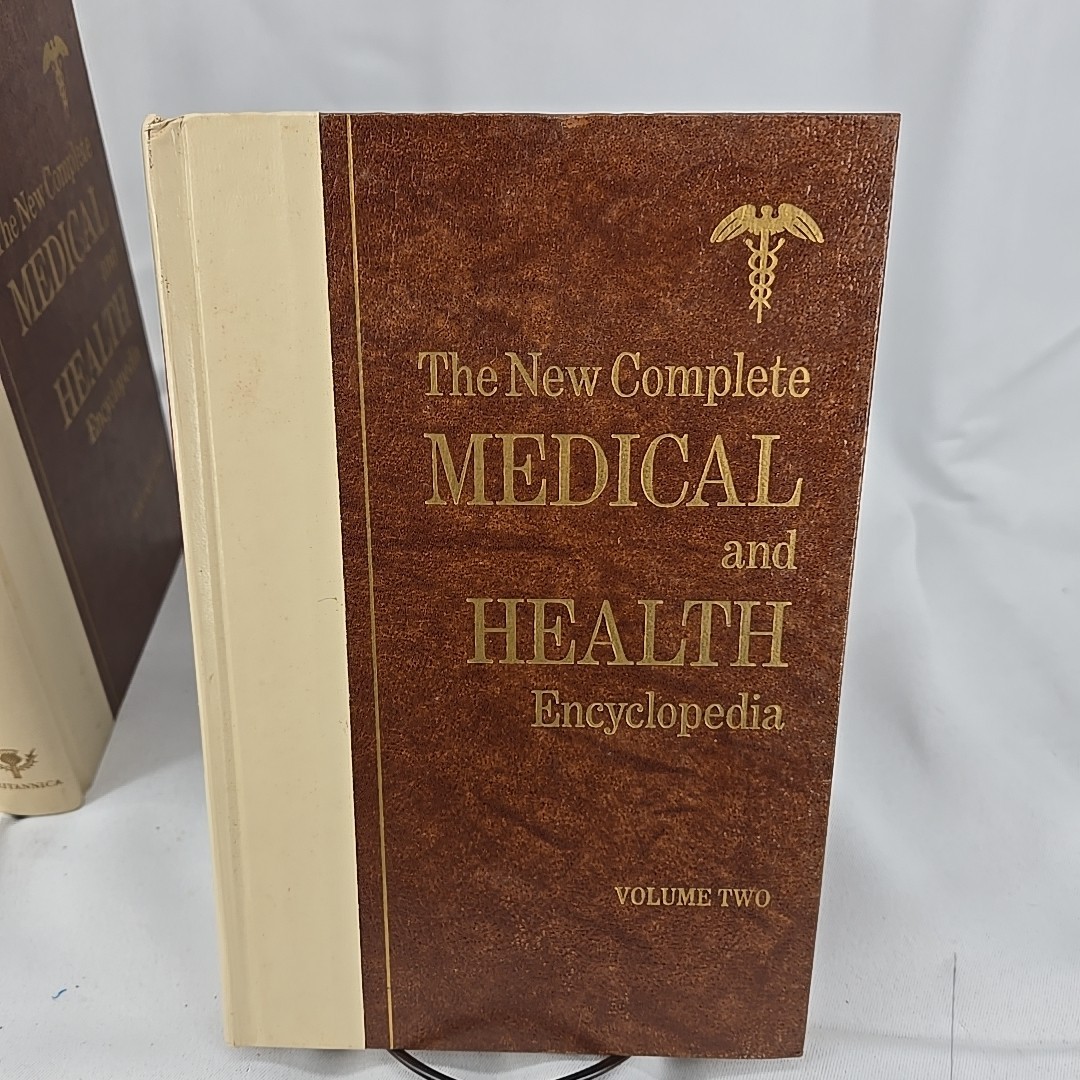 1982 Vintage – The New Complete Medical and Health Encyclopedia Four Volume Set