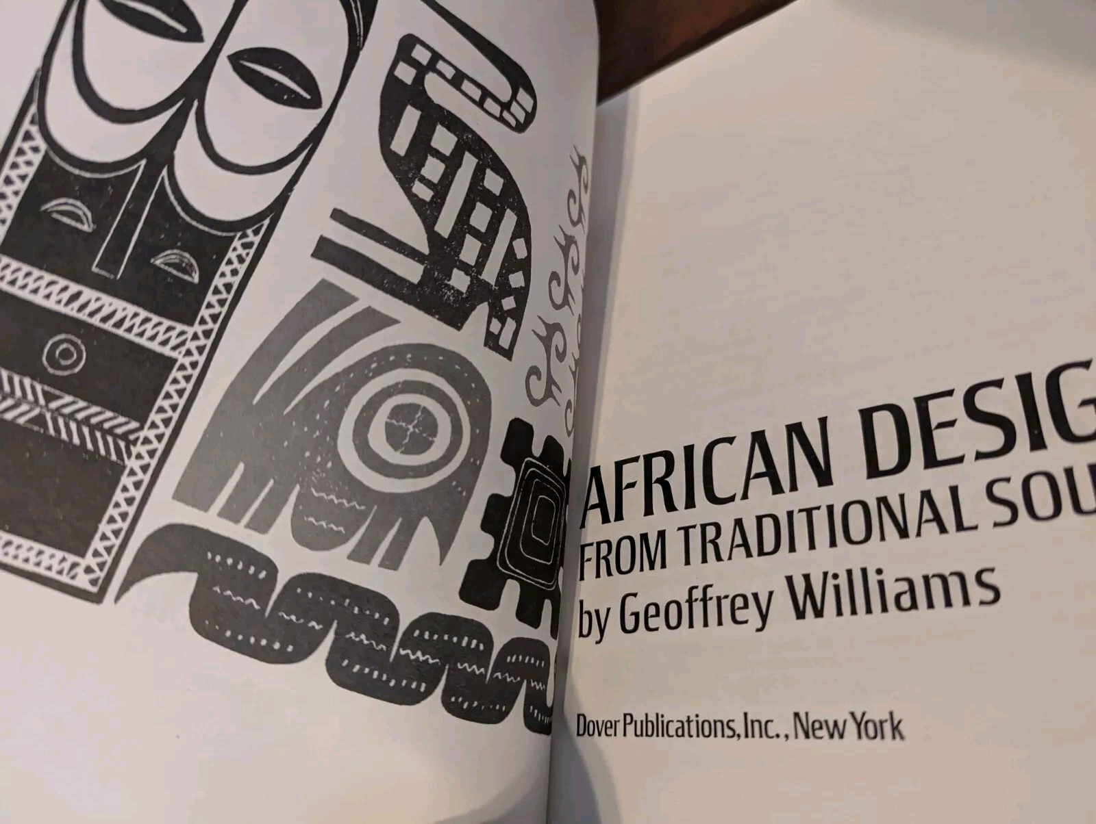 African Designs from Traditional Sources by Geoffrey Williams, 378 Illustrations