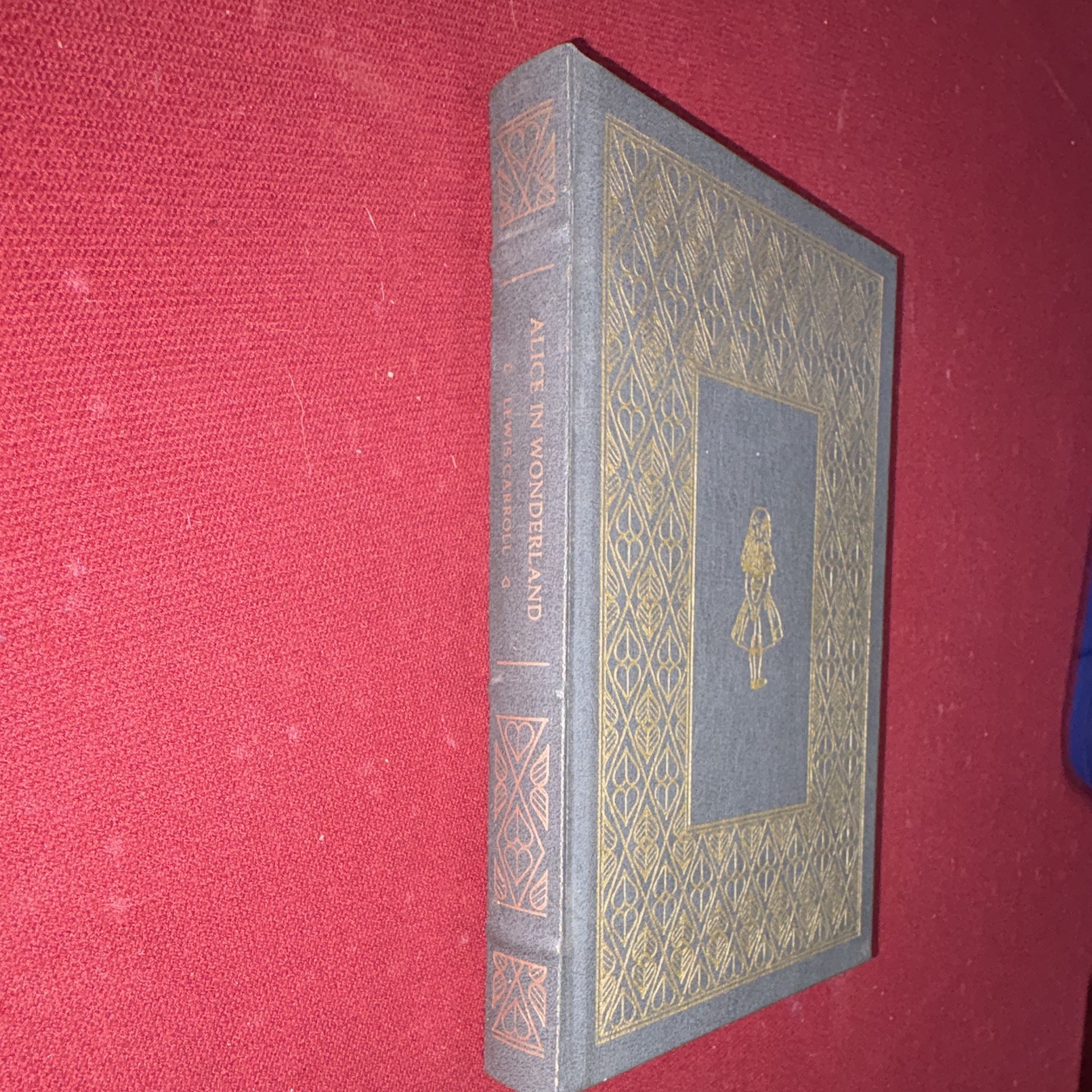 1980 Lewis Carroll Alice in Wonderland Hardcover Illustrated Fantasy Fiction