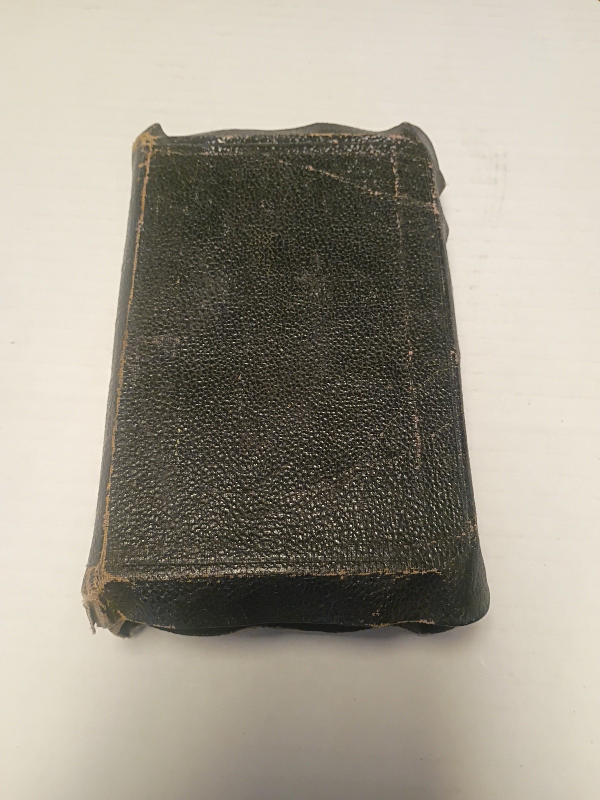 COLLINS Holy Bible- Illustrated -Vintage Black – Pocket Size