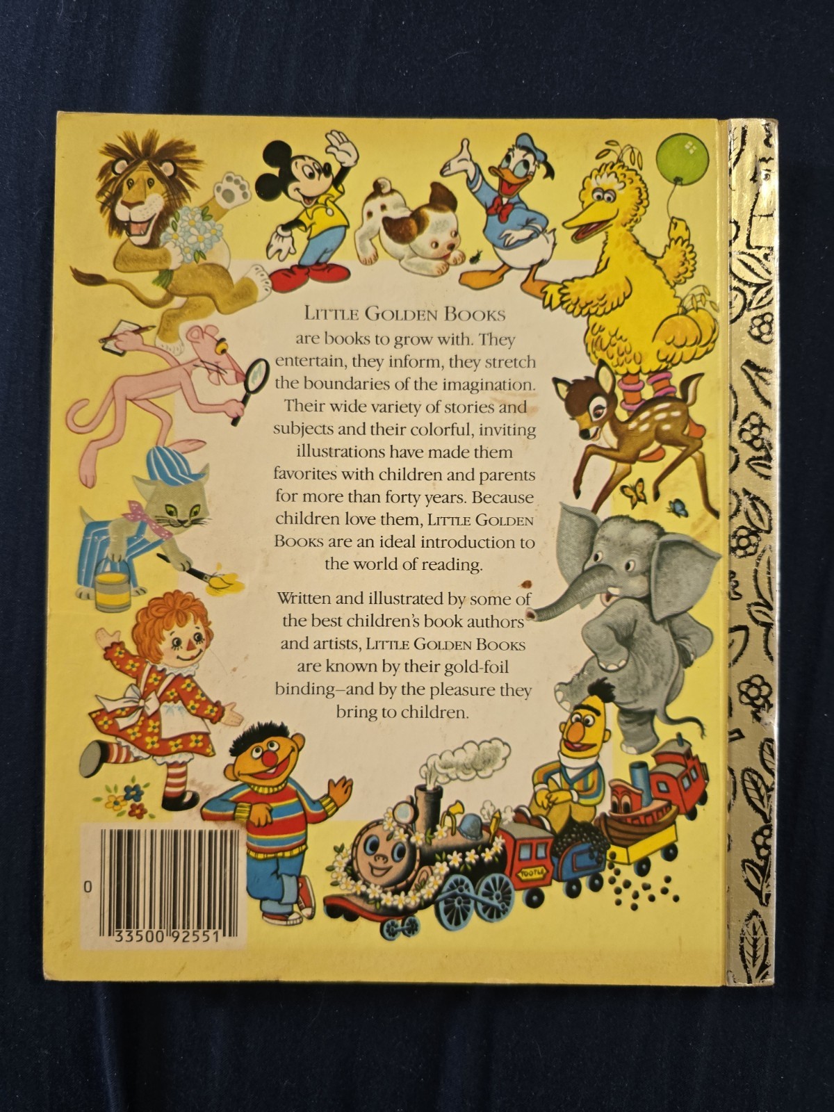 Walt Disney’s Mickey Mouse & Goofy Bear Scare #100-54 A Little Golden Book…