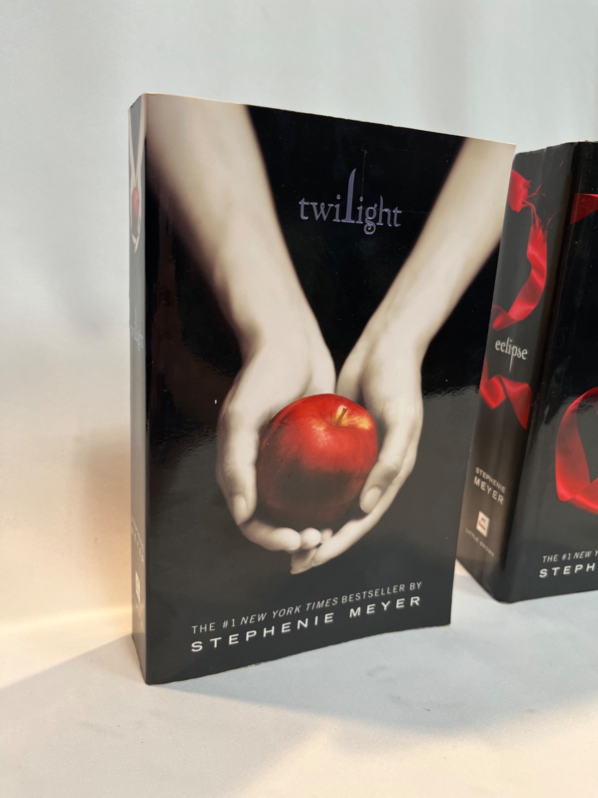 Twilight Saga Collection Set by Stephenie Meyer (2005-2008, 2 Hardcover, 2 PB)