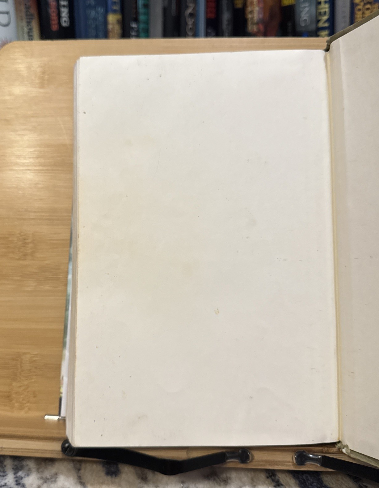 Elantris – Brandon Sanderson (Hardcover) First Edition/Print, 1st/1st, POOR