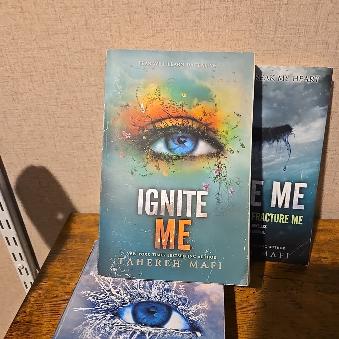 Shatter Me Series 3 Books Unravel Me Ignite Me Paperback Books Tahereh Mafi