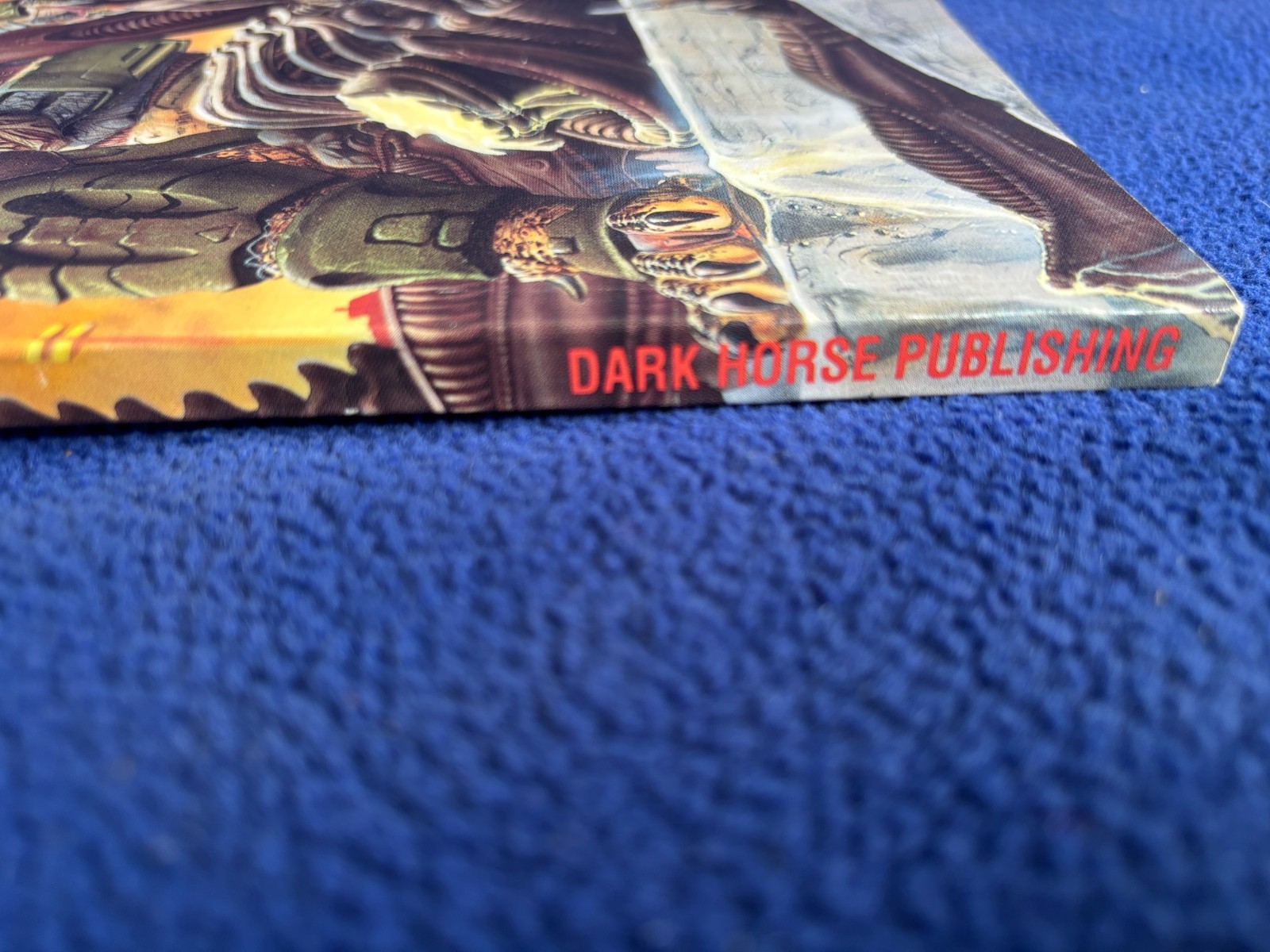 DARK HORSE comic book ALIENS VS. PREDATOR second printing NEAR MINT