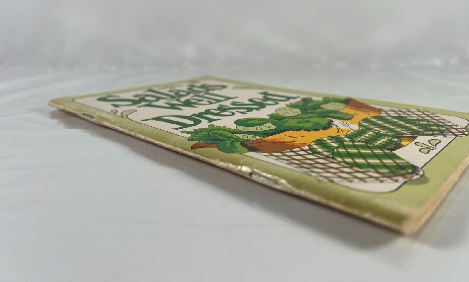 Salads Well Dressed by Irena Chalmers 1970 Staplebound Cookbook