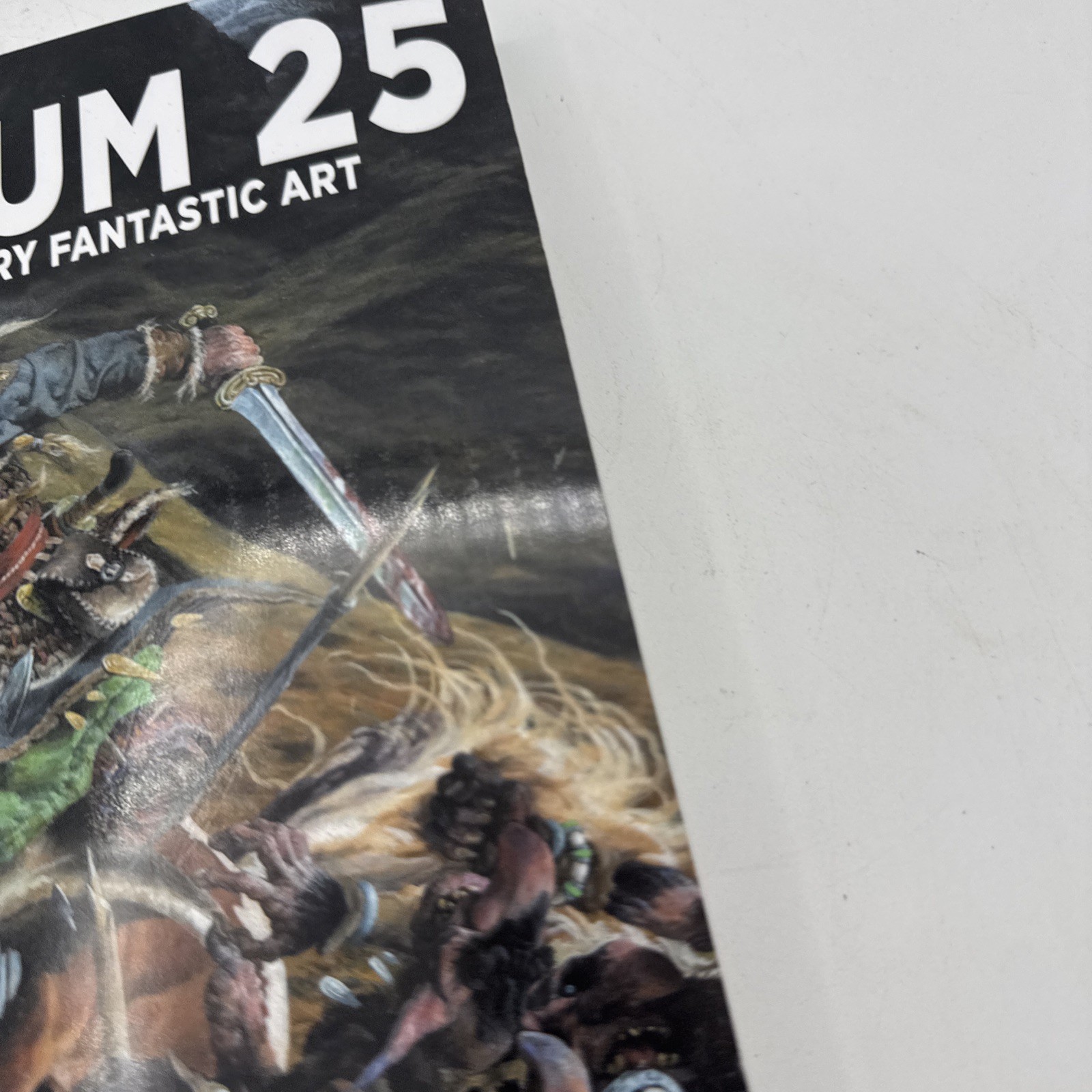 Spectrum 25: The Best in Contemporary Fantastic Art, Soft Cover Very Good Book