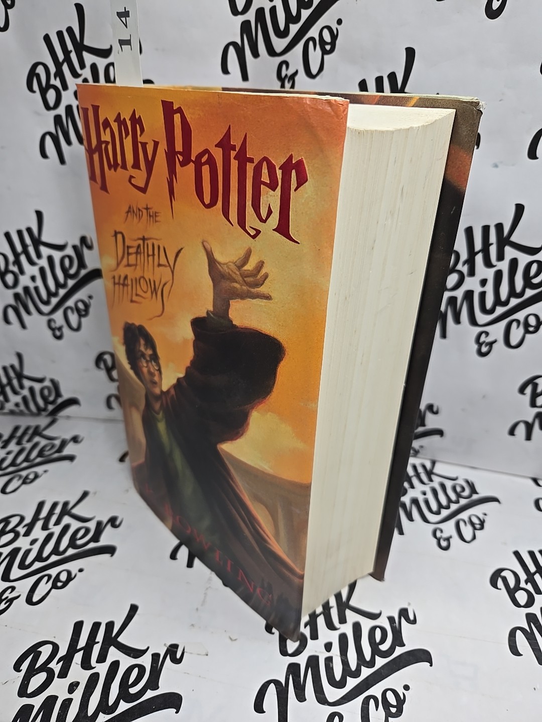 HARRY POTTER and the Deathly Hallows by JK Rowling First American Edition 2007