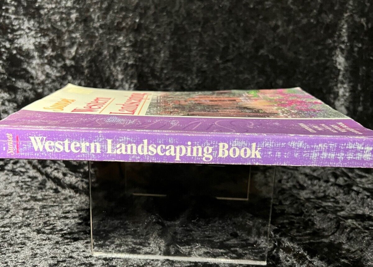 Sunset Western Landscaping 1997 First Edition Soft Cover 8.25″ x 10.75″ Book