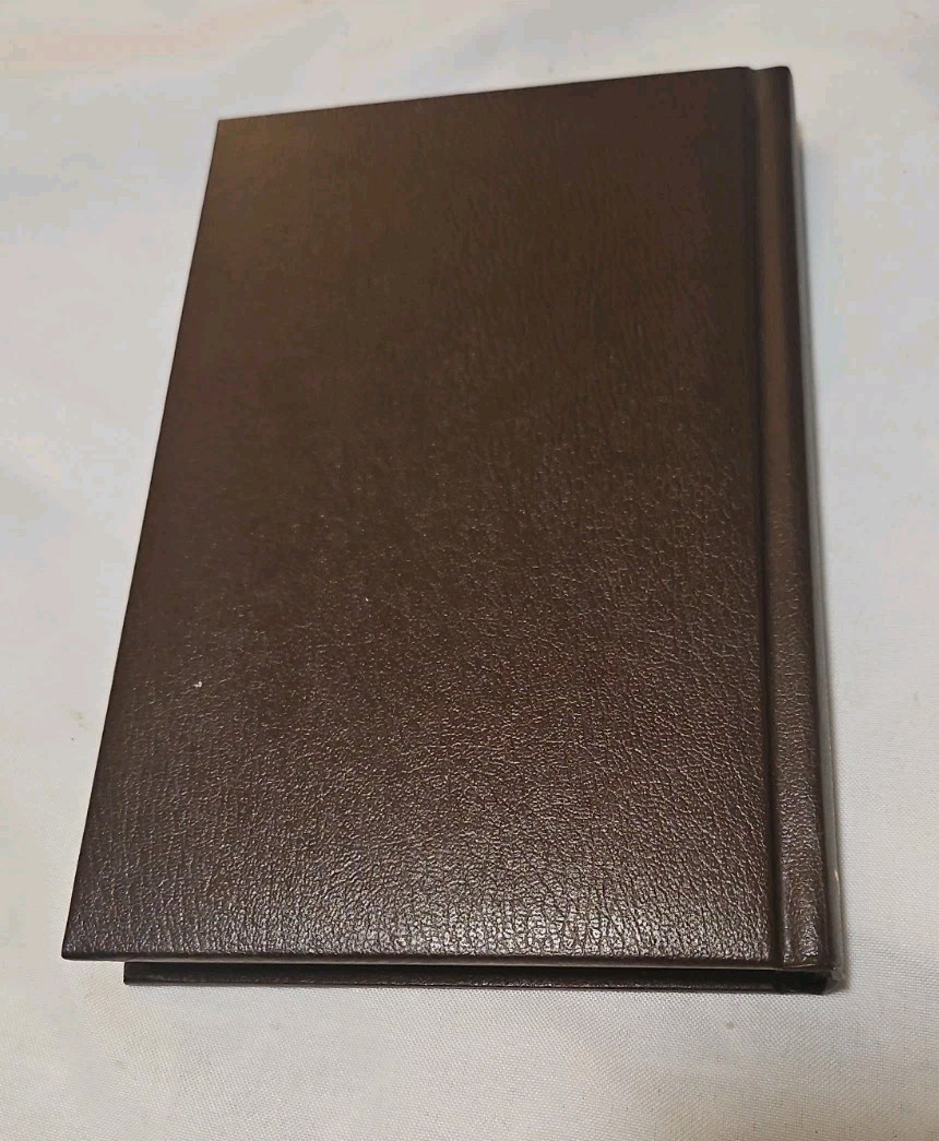 A Trail of Memories: The Quotations of Louis L’Amour (Bantam Leatherette, 1988)