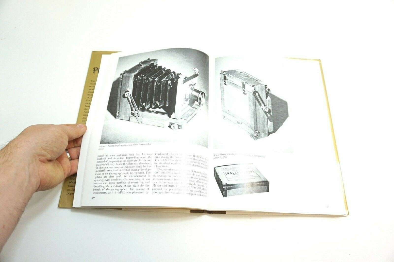 1989 THE BIRTH OF PHOTOGRAPHY 1800-1900 BY BRIAN COE DJ HARDBACK BOOK