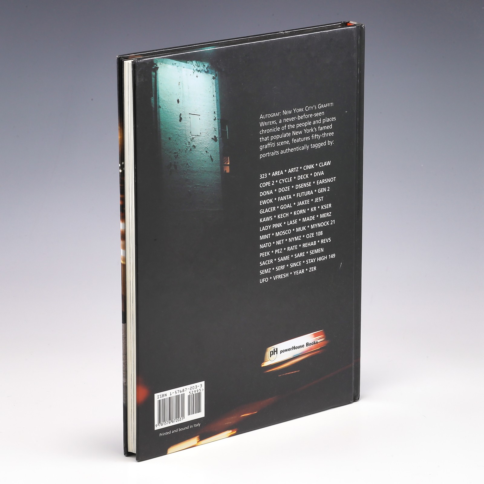 Autograf: New York City’s Graffiti Writers by Peter Sutherland & Revs; VG+