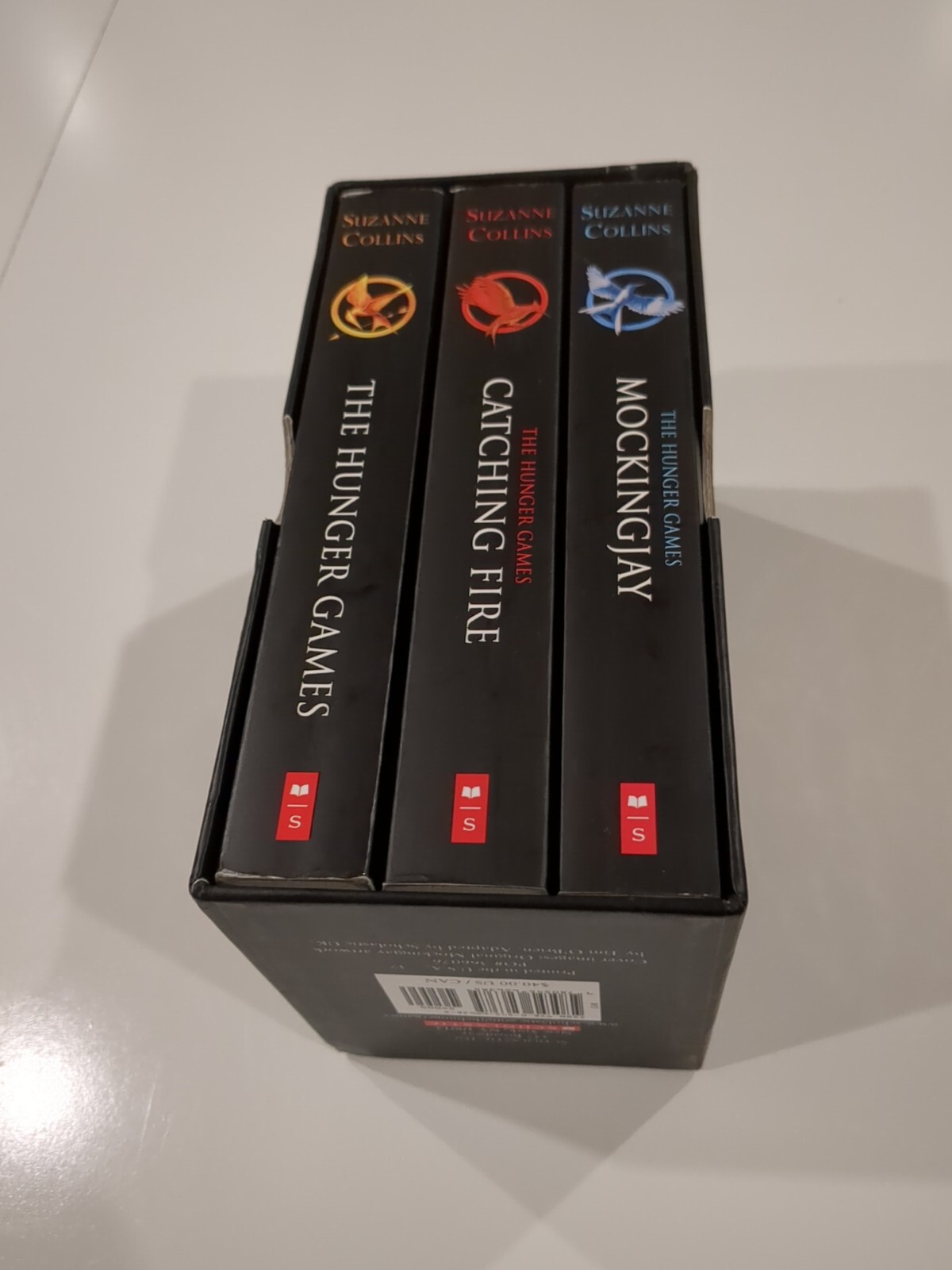 The Hunger Games : Trilogy Boxed Set – Catching Fire – Mockingjay by Collins