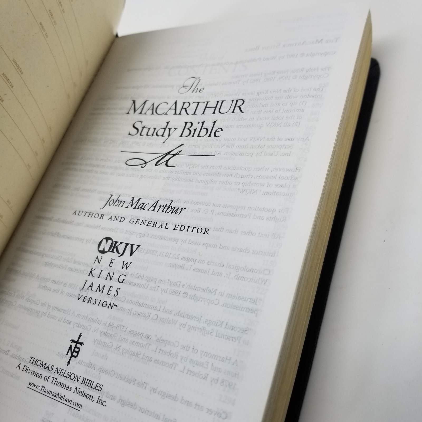 MacArthur Study Bible by John MacArthur (1997, Bonded Leather) Nkjv Nelson