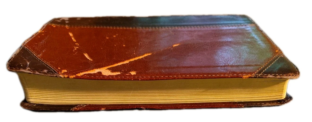 Holy Bible ESV English Standard Version Thinline Ed. Trutone Brown Crossway 2002