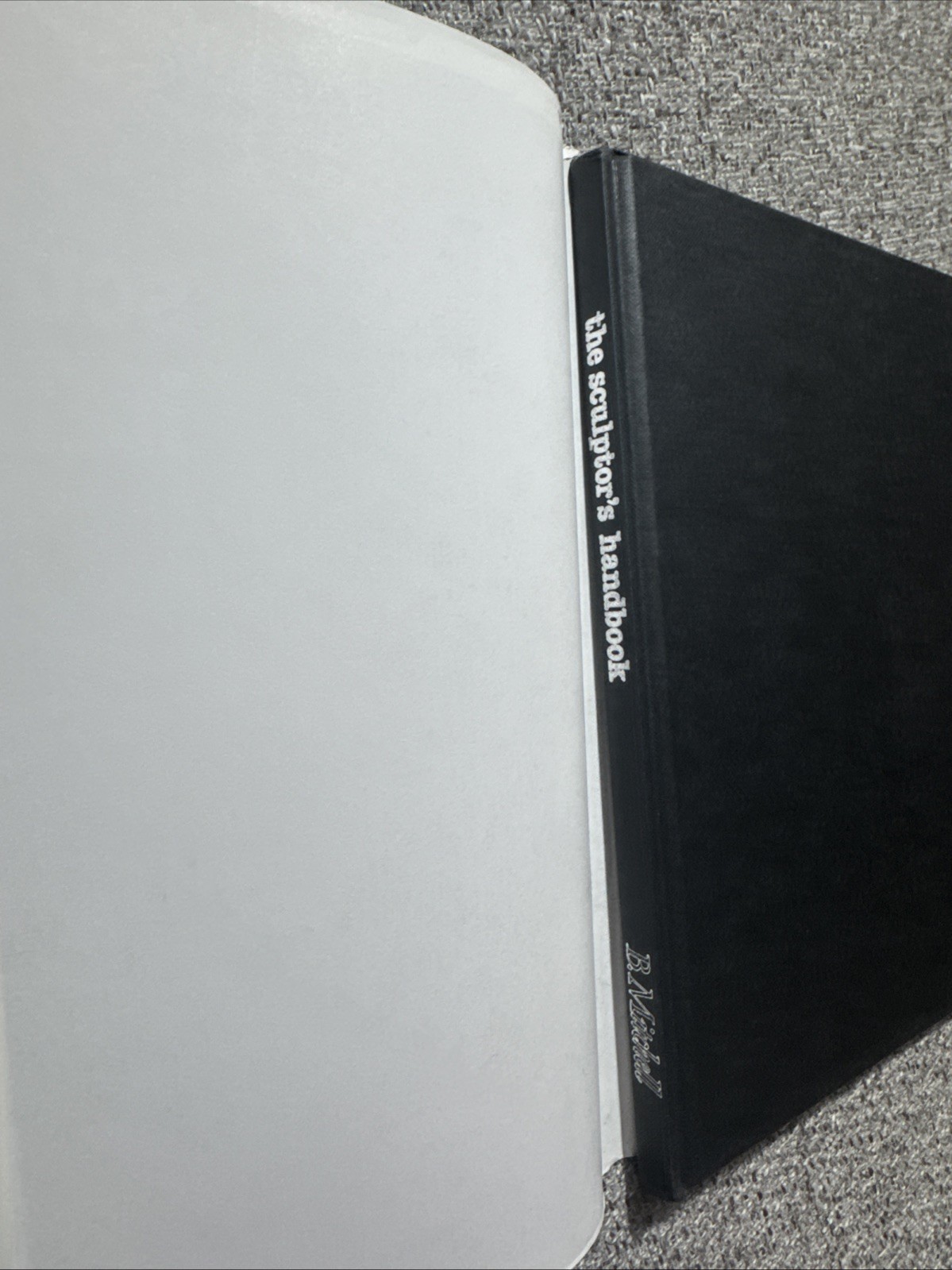 The Sculptors handbook 62 pages hardcover art craft book 1984
