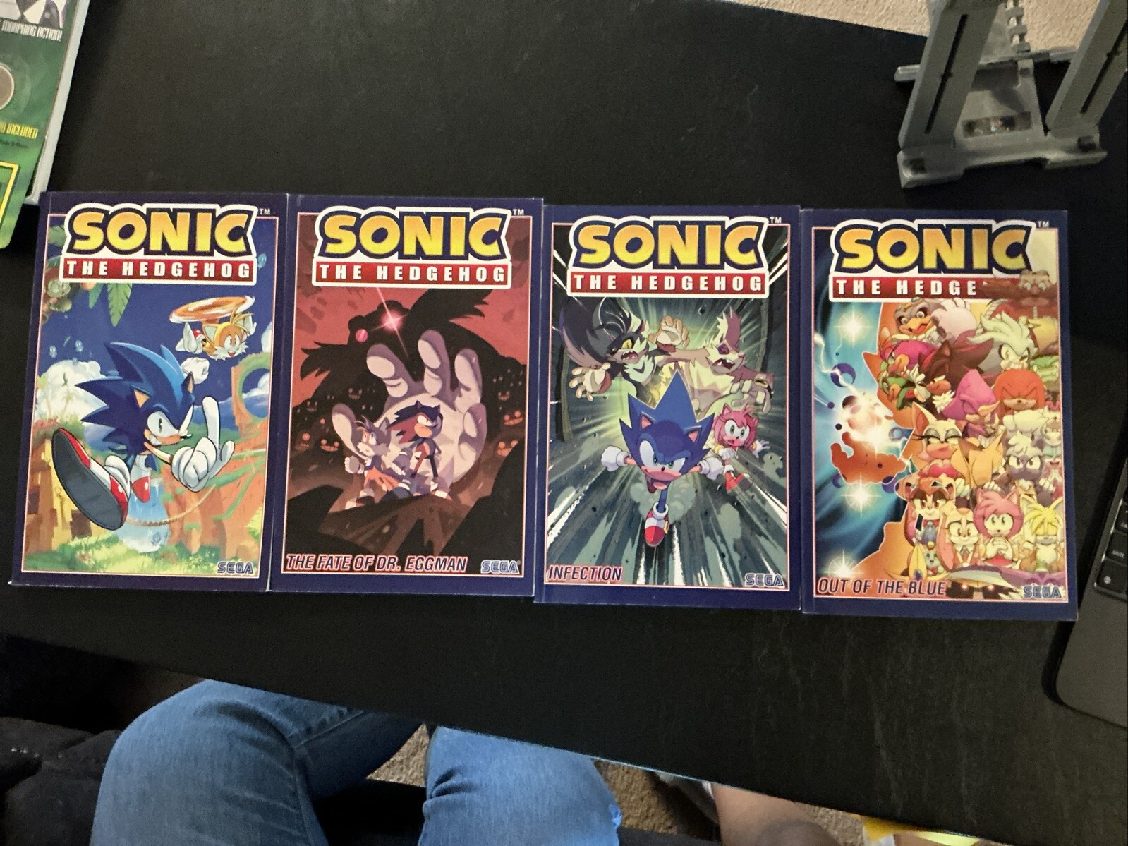 Sonic the Hedgehog) 1, 2, 4 & 8 [BOOKS NOT IN ORDER!!!!!!!!]