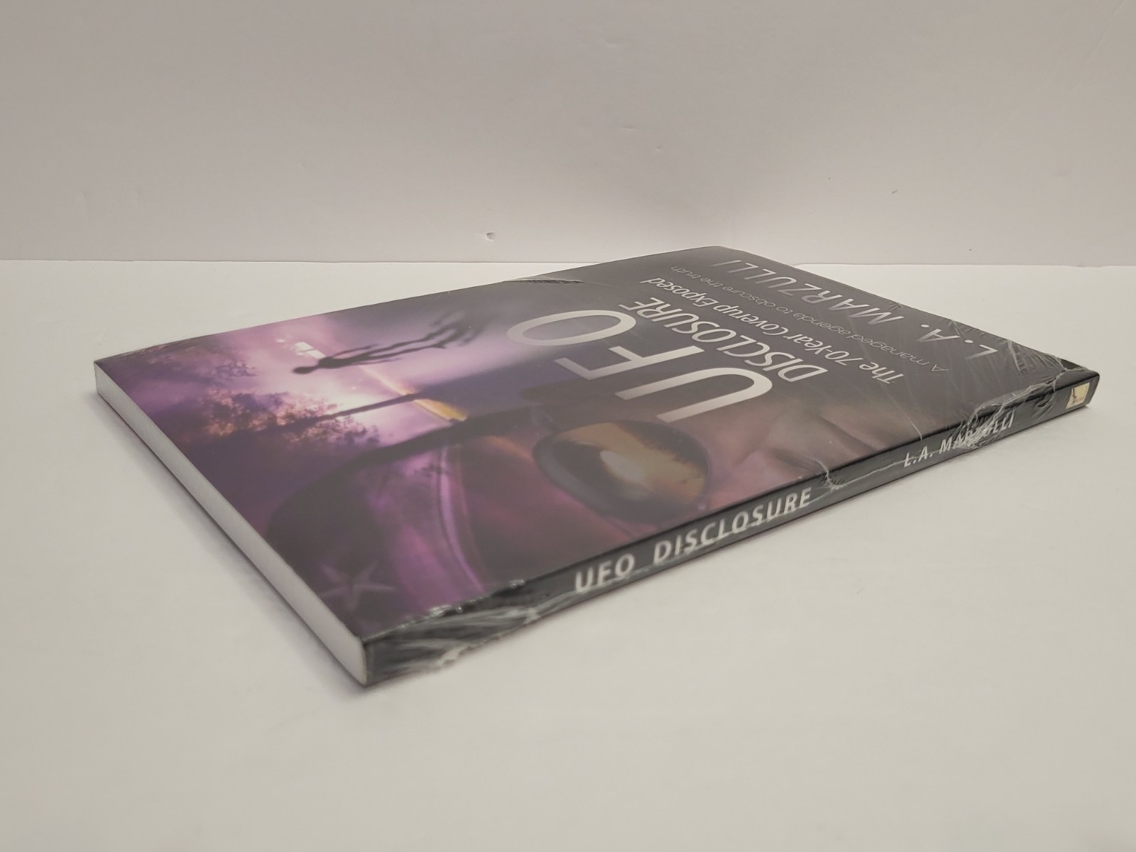 UFO Disclosure 70 Year Coverup Exposed Paperback Book LA Marzulli Alien Mystery