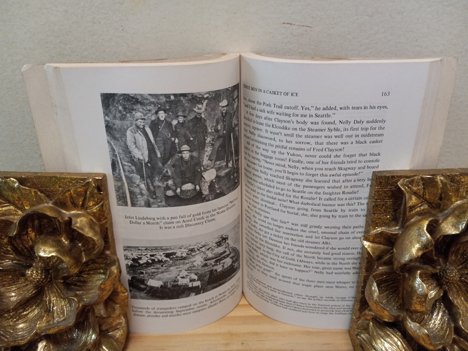 2 Lot Ella Lung Martinsen – Black Sand and Gold/Trail to North Star – PB – Good